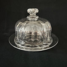 Load image into Gallery viewer, Blown Glass Cloche Dish and Underplate
