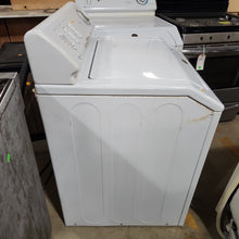 Load image into Gallery viewer, Maytag® Atlantis® Top-Loading Washing Machine MAV6257AWW
