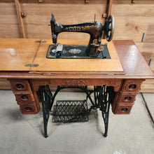 Load image into Gallery viewer, 1899 Singer 27 Sewing Machine and Refinished Oak Cabinet
