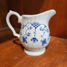 Load image into Gallery viewer, Myott &#39;Finlandia&#39; China - 3 Piece Set
