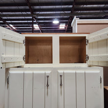 Load image into Gallery viewer, 20 Piece Set of Cream Painted Kitchen Cabinets
