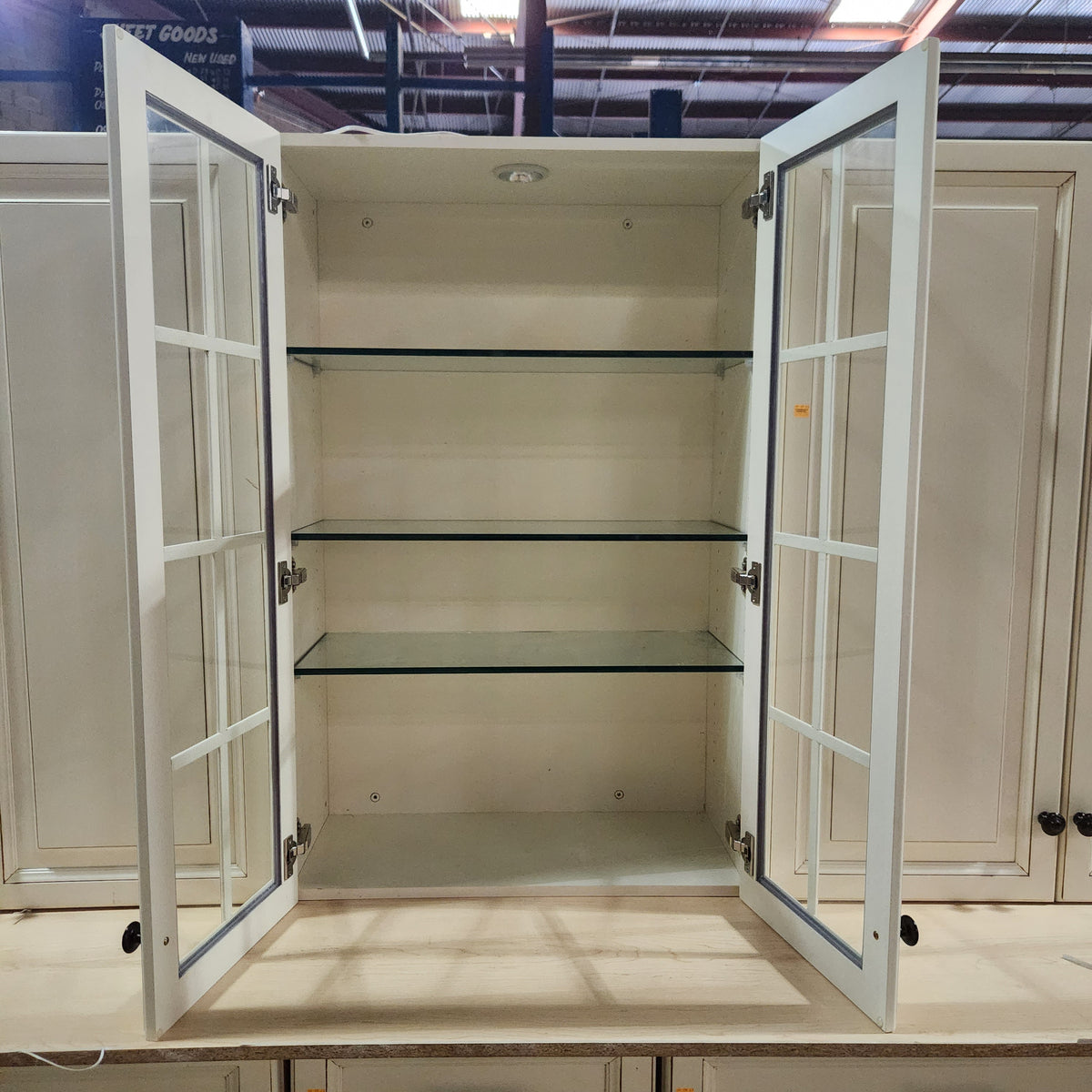 32 Piece Set of Glazed Kitchen Cabinets with Glass Panel Doors – Community  Forklift Marketplace