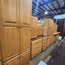Load image into Gallery viewer, 16 Piece Set of Kitchen Cabinets with Acrylic T-Bar Pulls
