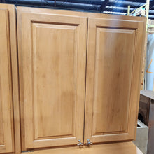 Load image into Gallery viewer, 16 Piece Set of Kitchen Cabinets with Acrylic T-Bar Pulls
