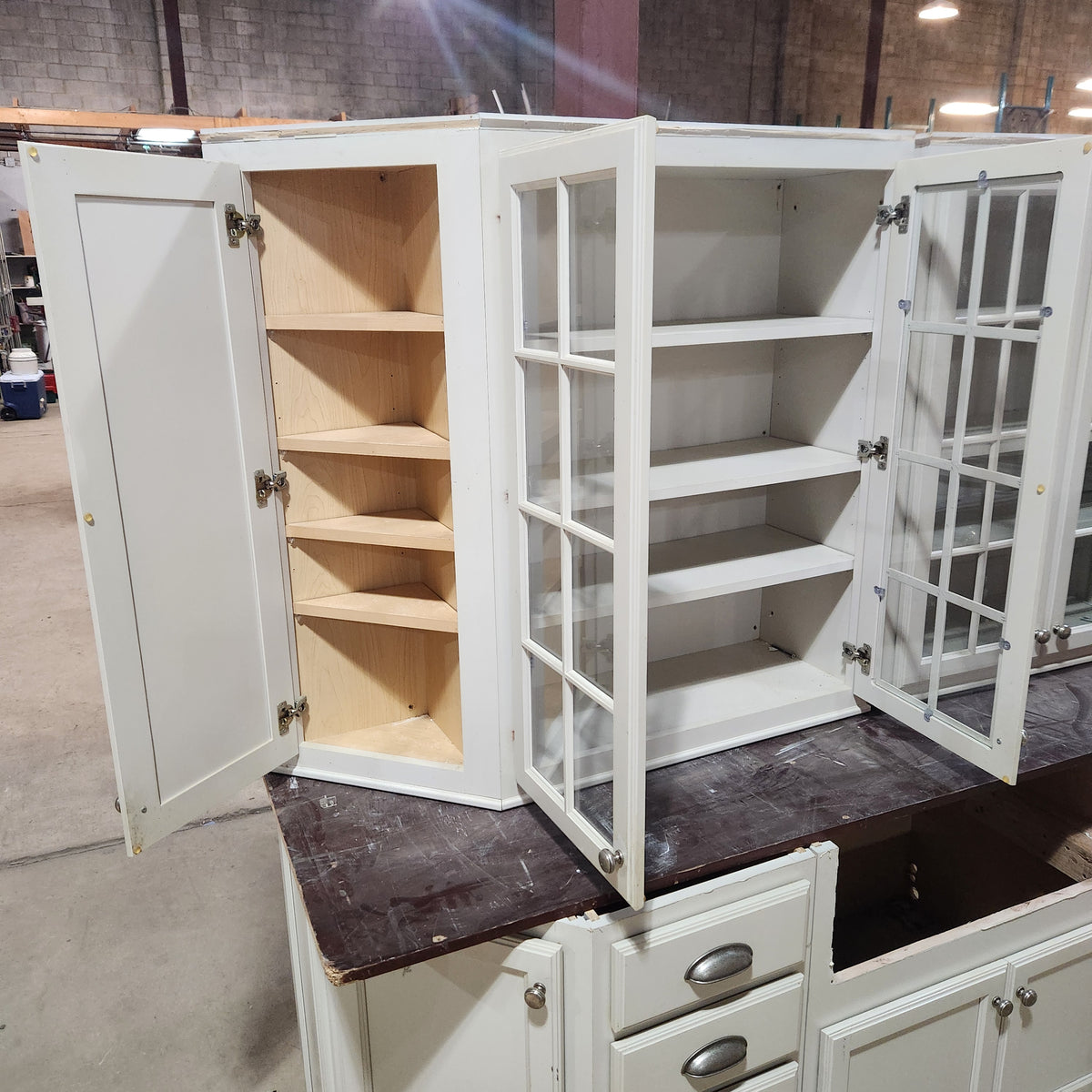 Thomasville - Organization - BASE PANTRY PULLOUT