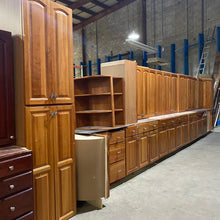 Load image into Gallery viewer, 20 Piece Set of Kitchen Cabinets with Bird Cage Pulls
