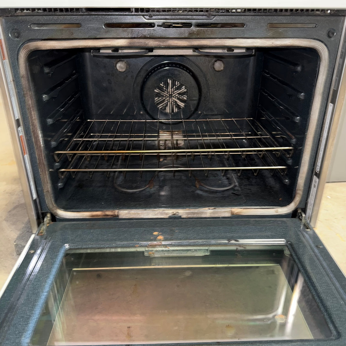 White IKEA Electric Convection Single Wall Oven IBS550PWW01
