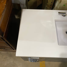 Load image into Gallery viewer, Modern Single Vanity with No Toe Kick

