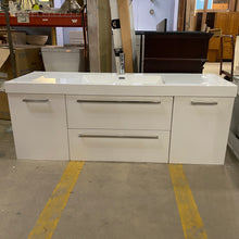 Load image into Gallery viewer, Floating 60&quot; Single Bathroom Vanity
