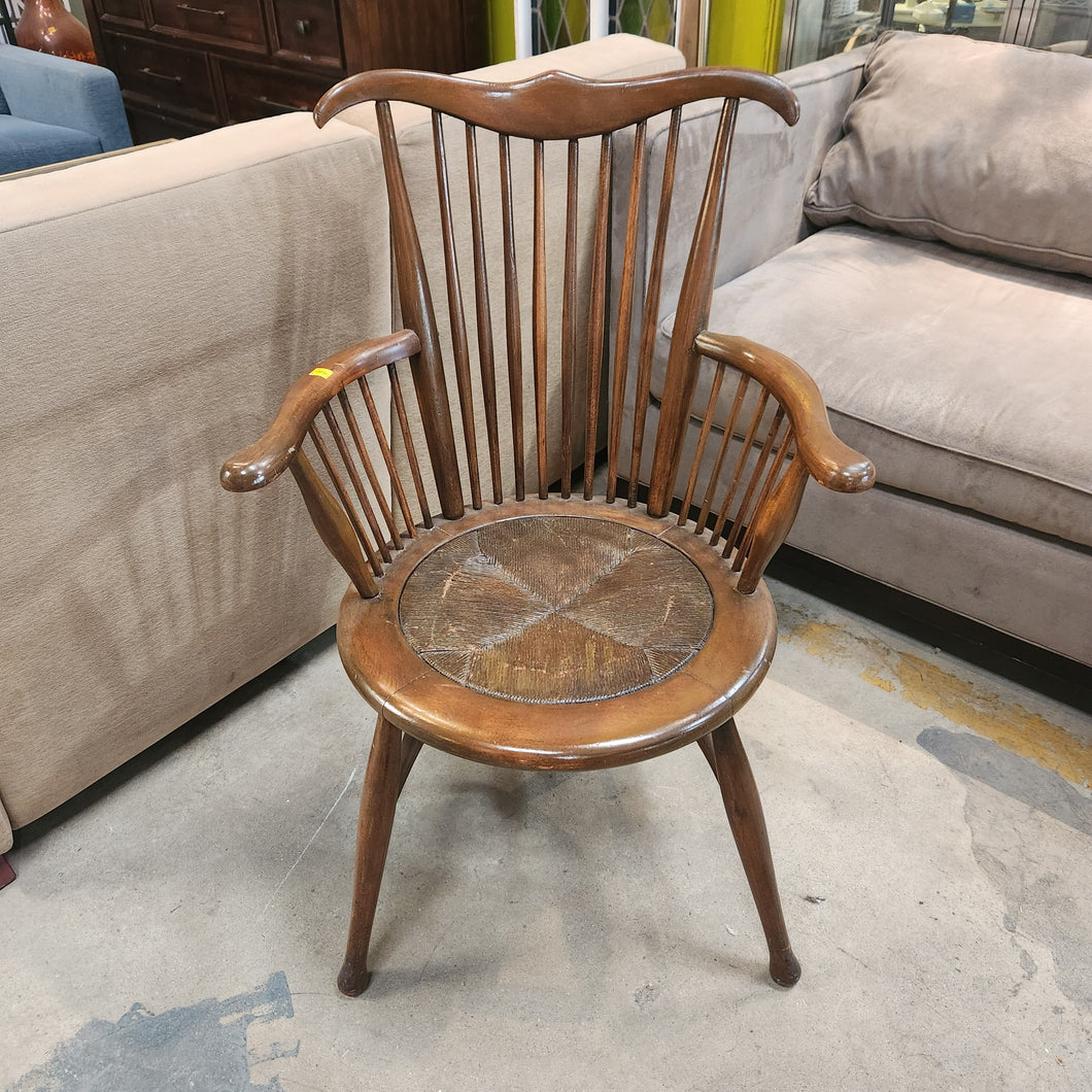 Comb Back Windsor Chair with Rush Seat