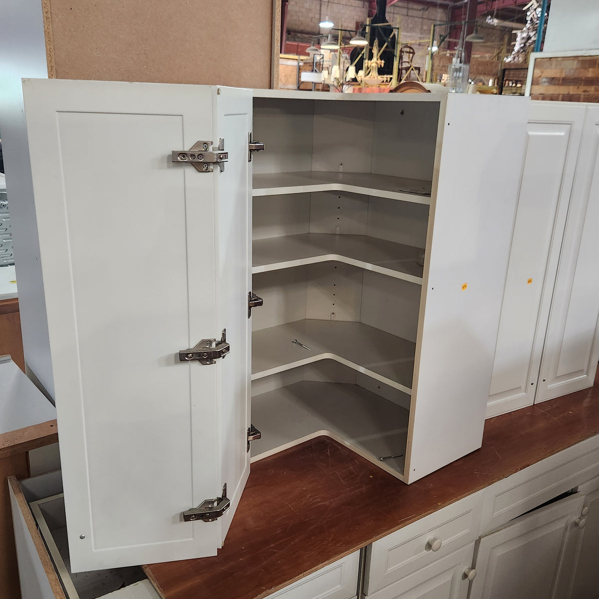 28 Piece Set of White Kitchen Cabinets