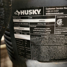 Load image into Gallery viewer, Husky 4 Gallon 225 PSI Electric Air Compressor C041H
